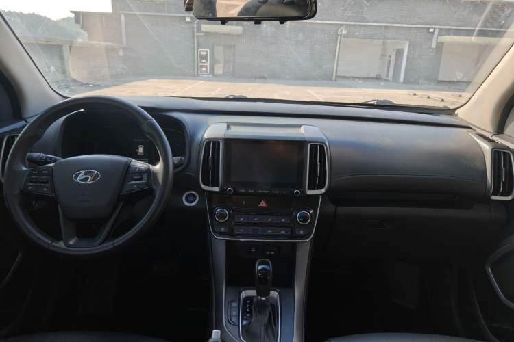 Used Hyundai ix35 2019 2.0L Automatic 2WD Zhiyong·Changxiang Edition China V Standard Audio And AC Panel