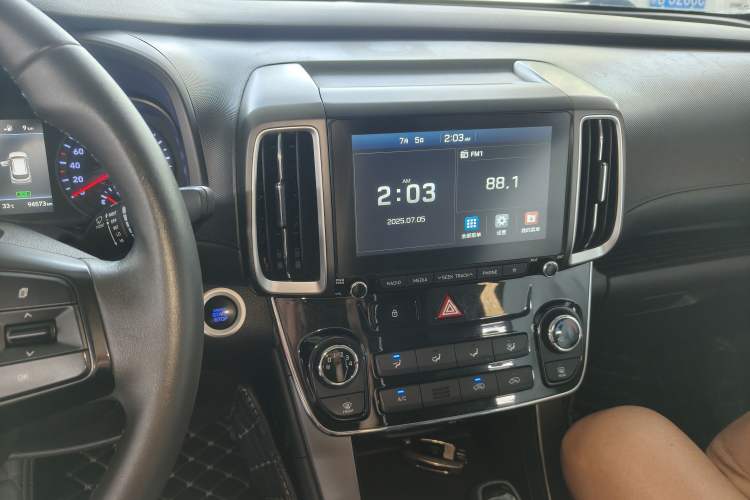 Used Hyundai ix35 2019 2.0L Automatic 2WD Zhiyong·Changxiang Edition China V Standard Audio And AC Panel