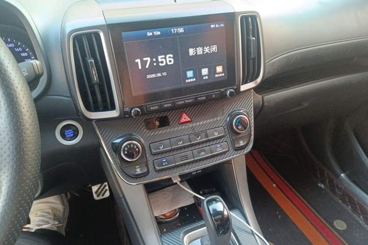 Used Hyundai ix35 2019 2.0L Automatic 2WD Zhiyong·Changxiang Edition China VI Standard Audio And AC Panel