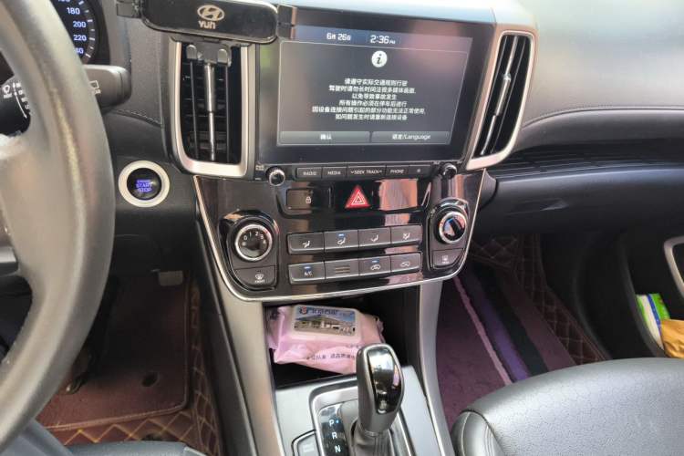 Used Hyundai ix35 2019 2.0L Automatic 2WD Zhiyong·Changzhi Edition China V Standard Audio And AC Panel
