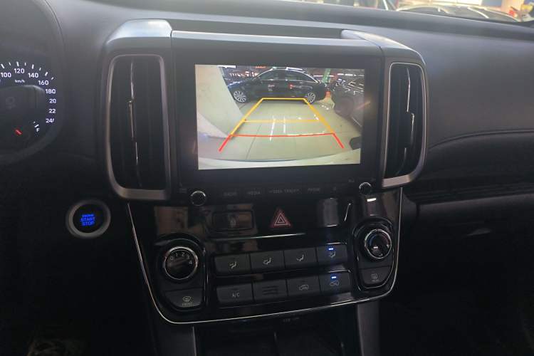Used Hyundai ix35 2019 2.0L Automatic 2WD Zhiyong·Changxiang Edition China V Standard Audio And AC Panel