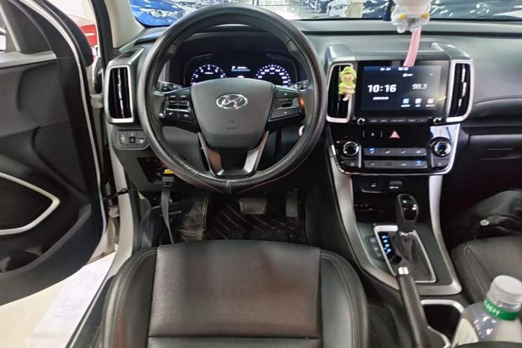 Used Hyundai ix35 2019 2.0L Automatic 2WD Zhiyong·Changxiang Edition China VI Standard Audio And AC Panel