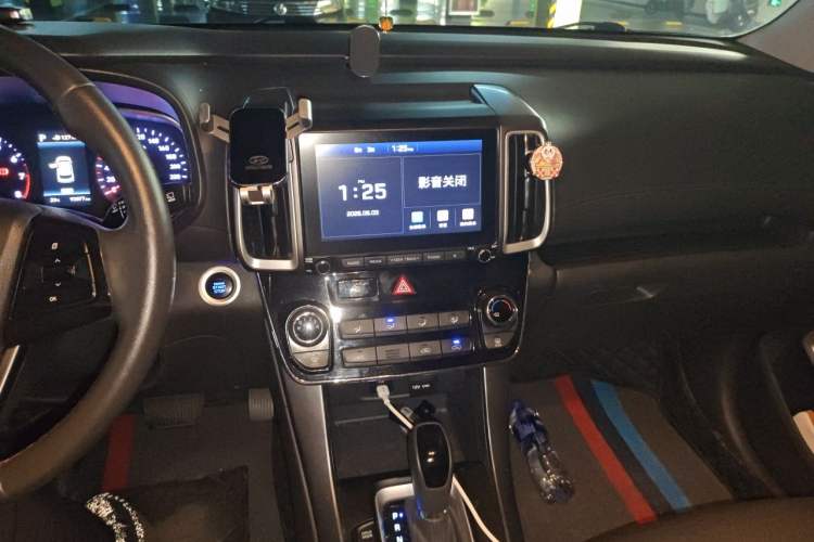 Used Hyundai ix35 2019 2.0L Automatic 2WD Zhiyong·Changxiang Edition China VI Standard Audio And AC Panel