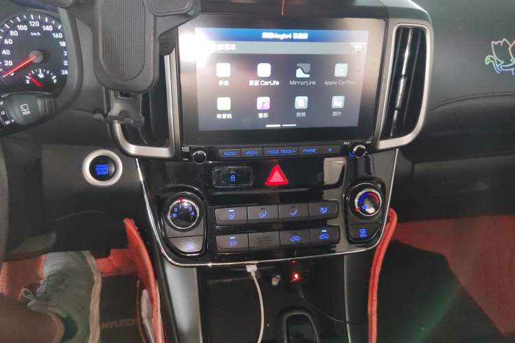 Used Hyundai ix35 2019 2.0L Automatic 2WD Zhiyong·Changxiang Edition China V Standard Audio And AC Panel