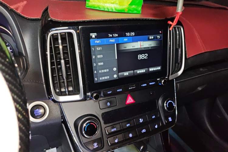 Used Hyundai ix35 2019 1.4T DCT Two-Wheel Drive Smart & Enjoyment Version China V Standard Audio And AC Panel