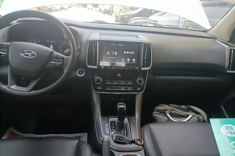 Used Hyundai ix35 2019 2.0L Automatic 2WD Zhiyong·Changxiang Edition China VI Standard Audio And AC Panel