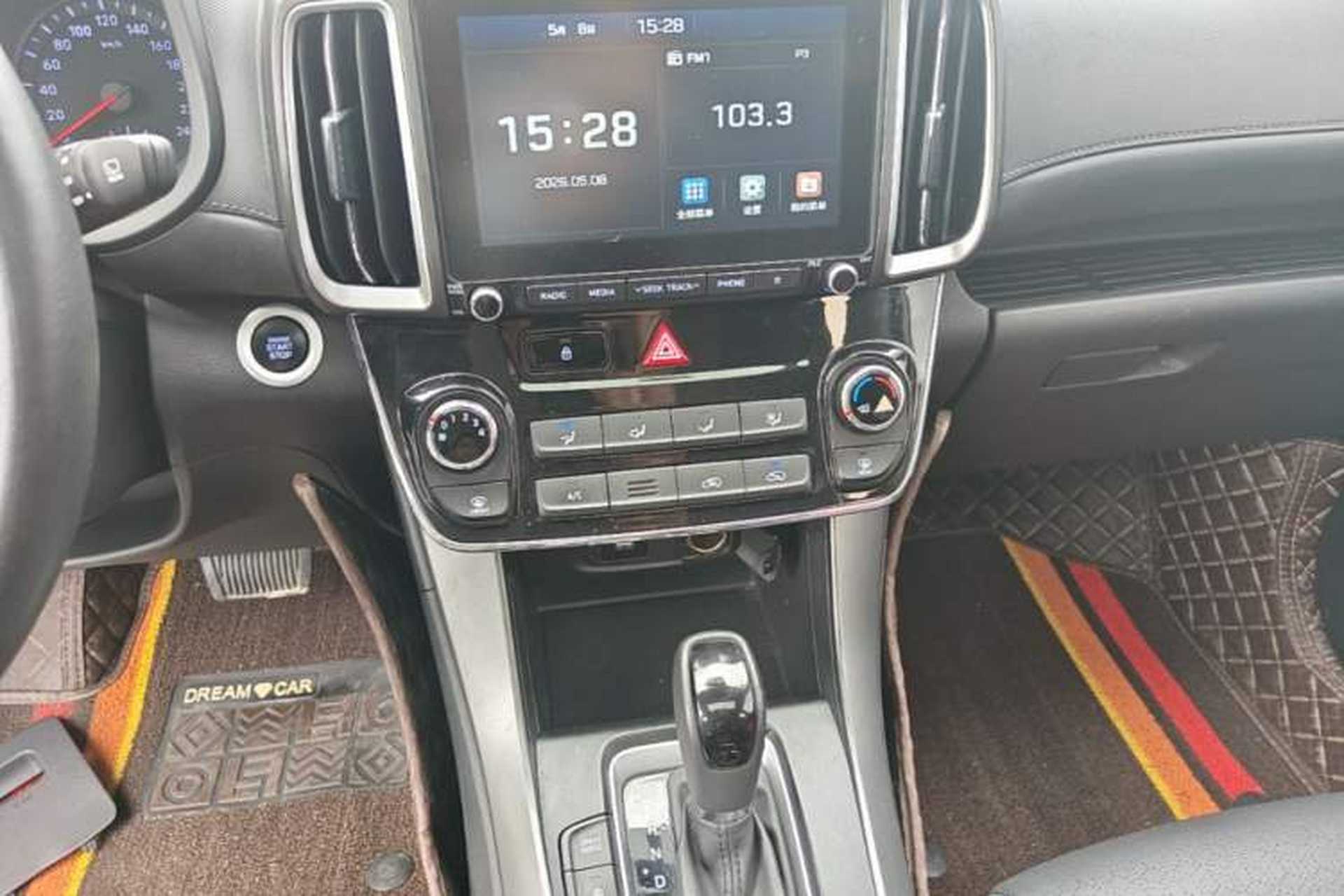 Used Hyundai ix35 2019 2.0L Automatic 2WD Zhiyong·Changxiang Edition China V Standard Audio And AC Panel