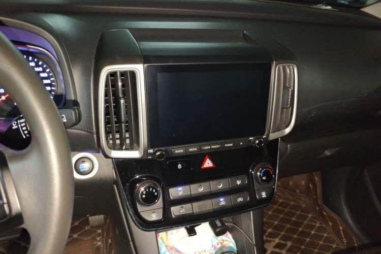 Used Hyundai ix35 2019 2.0L Automatic 2WD Zhiyong·Changxiang Edition China VI Standard Audio And AC Panel