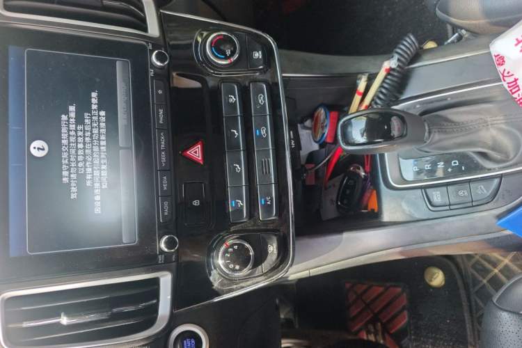 Used Hyundai ix35 2019 2.0L Automatic 2WD Zhiyong·Changxiang Edition China VI Standard Audio And AC Panel
