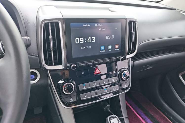 Used Hyundai ix35 2019 2.0L Automatic 2WD Zhiyong·Changxiang Edition China V Standard Audio And AC Panel