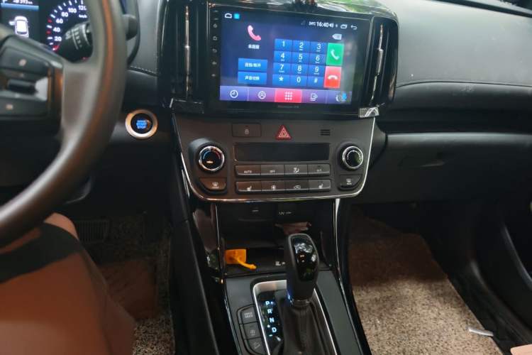 Used Hyundai ix35 2019 1.4T DCT Two-Wheel Drive Smart & Enjoyable Version China VI Standard Audio And AC Panel