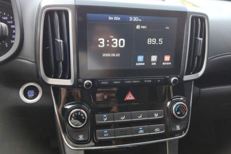 Used Hyundai ix35 2019 2.0L Automatic 2WD Zhiyong·Changxiang Edition China VI Standard Audio And AC Panel