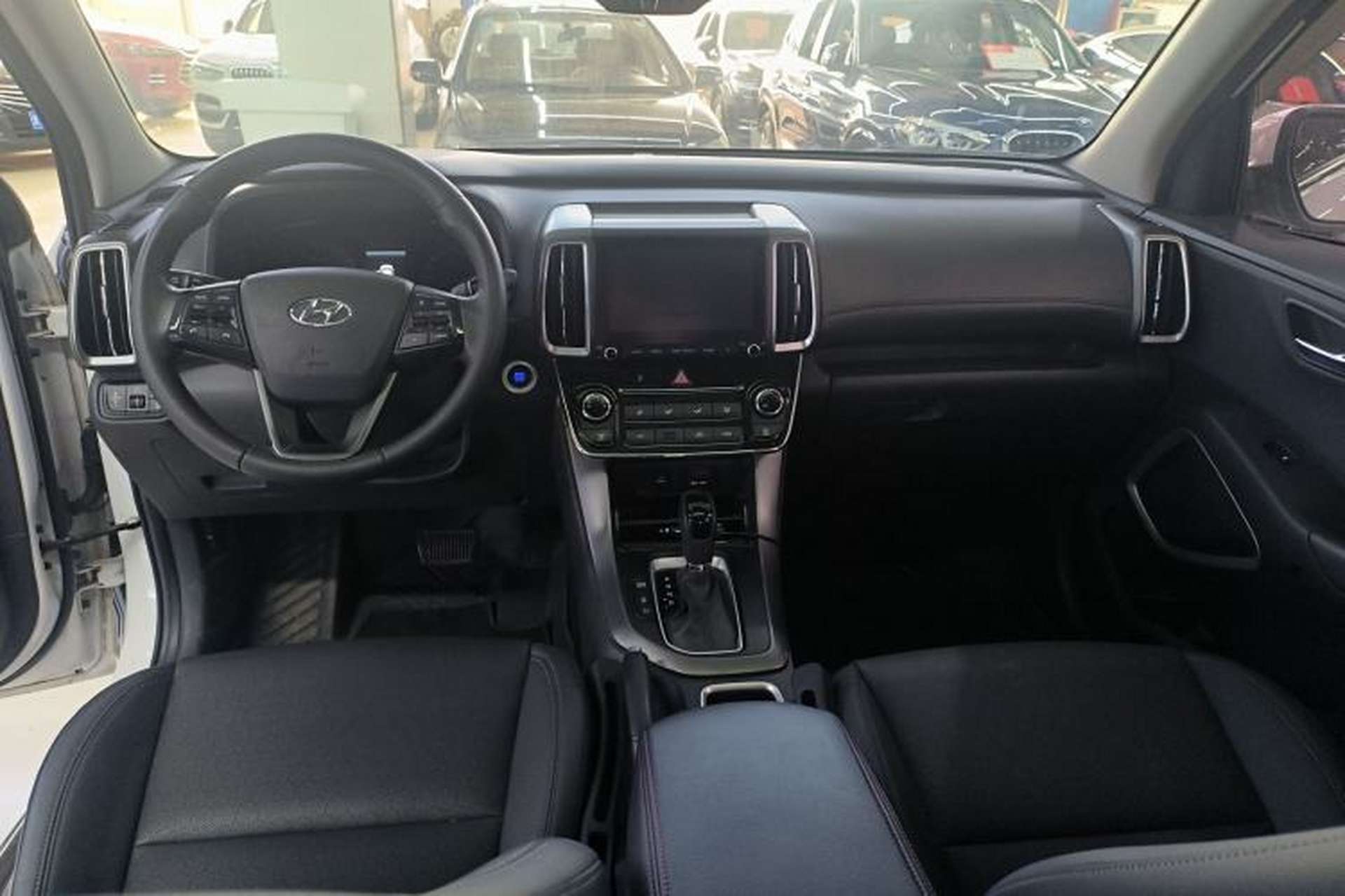 Used Hyundai ix35 2019 2.0L Automatic 2WD Zhiyong·Changxiang Edition China V Standard Center Console
