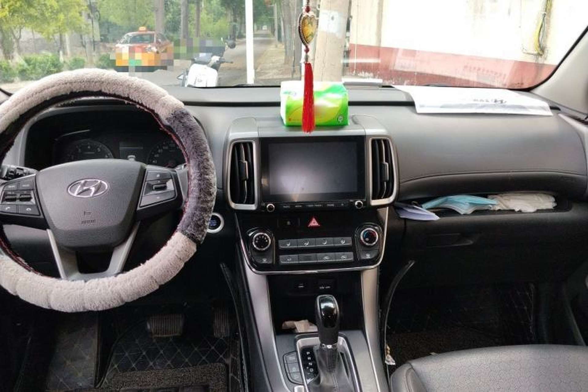 Used Hyundai ix35 2019 2.0L Automatic 2WD Zhiyong·Changxiang Edition China V Standard Center Console