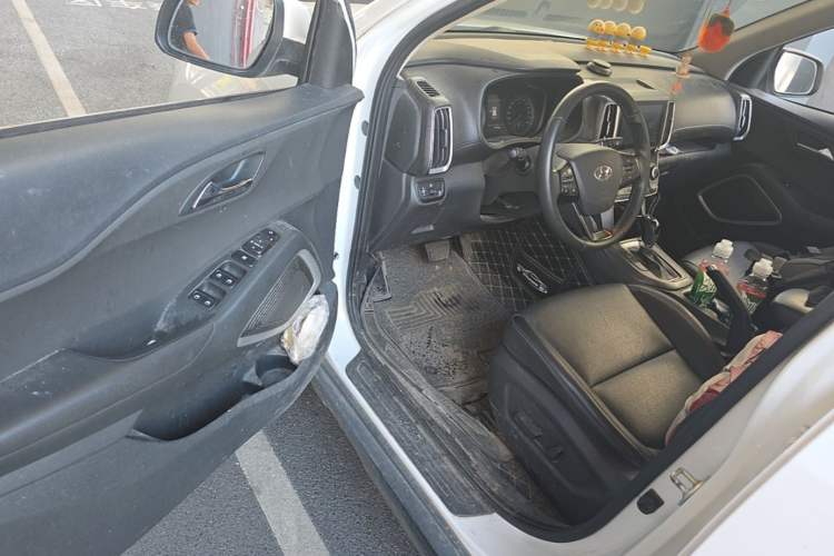 Used Hyundai ix35 2019 2.0L Automatic 2WD Zhiyong·Changxiang Edition China VI Standard Driver Seat