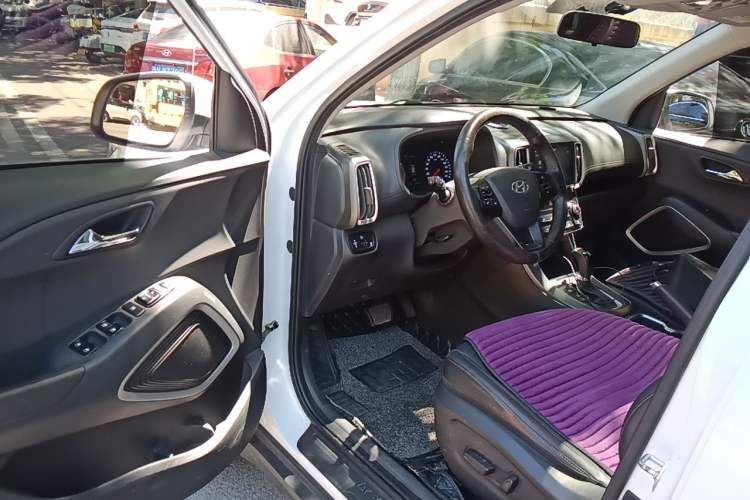 Used Hyundai ix35 2019 2.0L Automatic 2WD Zhiyong·Changxiang Edition China VI Standard Driver Seat