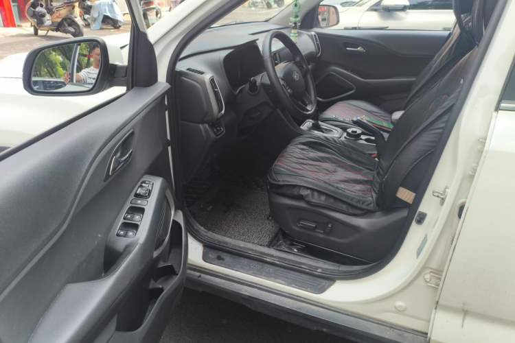 Used Hyundai ix35 2019 2.0L Automatic 2WD Zhiyong·Changxiang Edition China V Standard Driver Seat