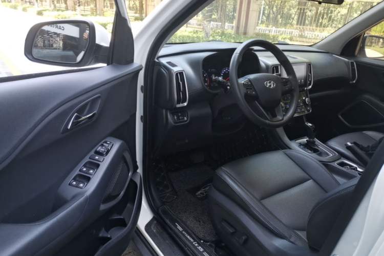 Used Hyundai ix35 2019 2.0L Automatic 2WD Zhiyong·Changxiang Edition China VI Standard Driver Seat
