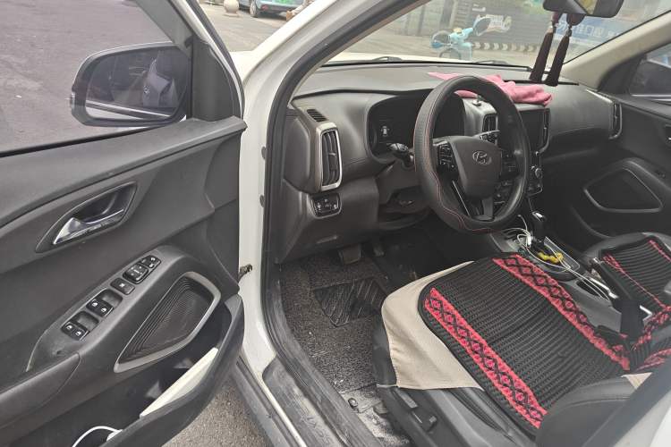Used Hyundai ix35 2019 2.0L Automatic 2WD Zhiyong·Changxiang Edition China VI Standard Driver Seat