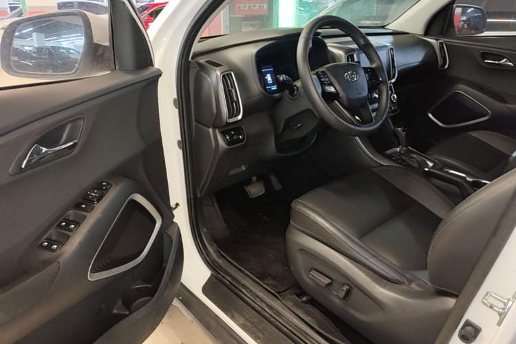 Used Hyundai ix35 2019 2.0L Automatic 2WD Zhiyong·Changxiang Edition China V Standard Driver Seat