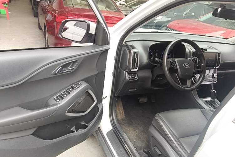 Used Hyundai ix35 2019 2.0L Automatic 2WD Zhiyong·Changxiang Edition China VI Standard Driver Seat