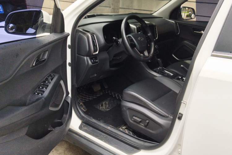 Used Hyundai ix35 2019 2.0L Automatic 2WD Zhiyong·Changxiang Edition China VI Standard Driver Seat