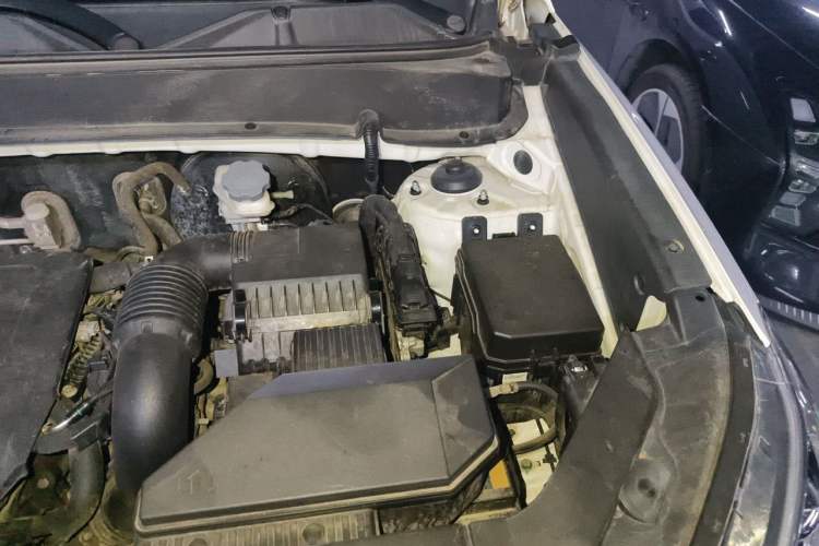 Used Hyundai ix35 2019 2.0L Automatic 2WD Zhiyong·Changxiang Edition China VI Standard Engine Bay Left