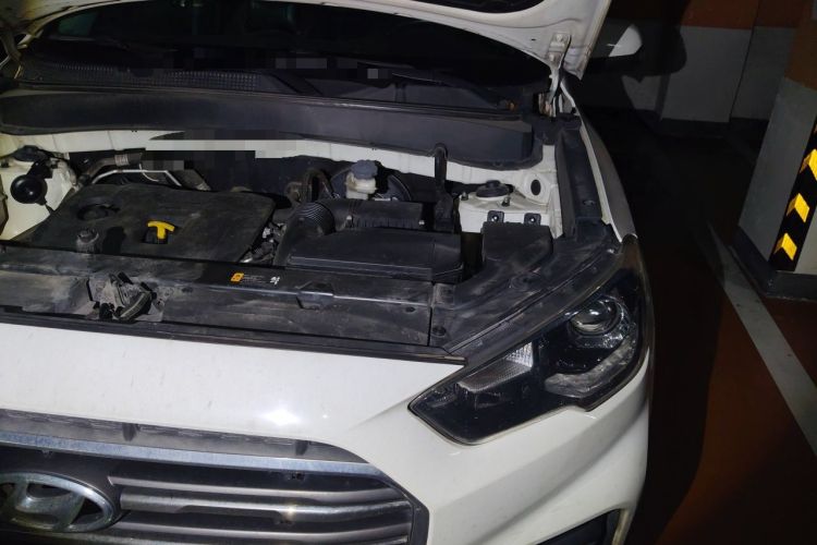 Used Hyundai ix35 2019 2.0L Automatic 2WD Zhiyong·Changxiang Edition China V Standard Engine Bay Left