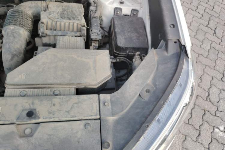 Used Hyundai ix35 2019 2.0L Automatic 2WD Zhiyong·Changxiang Edition China VI Standard Engine Bay Left