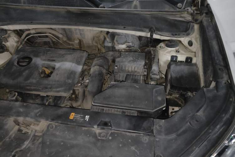Used Hyundai ix35 2019 2.0L Automatic 2WD Zhiyong·Changxiang Edition China V Standard Engine Bay Left
