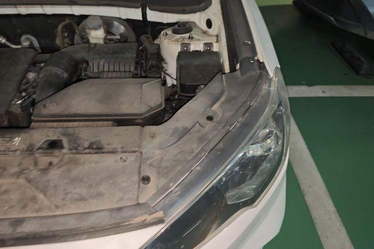 Used Hyundai ix35 2019 2.0L Automatic 2WD Zhiyong·Changlian Edition China V Standard Engine Bay Left