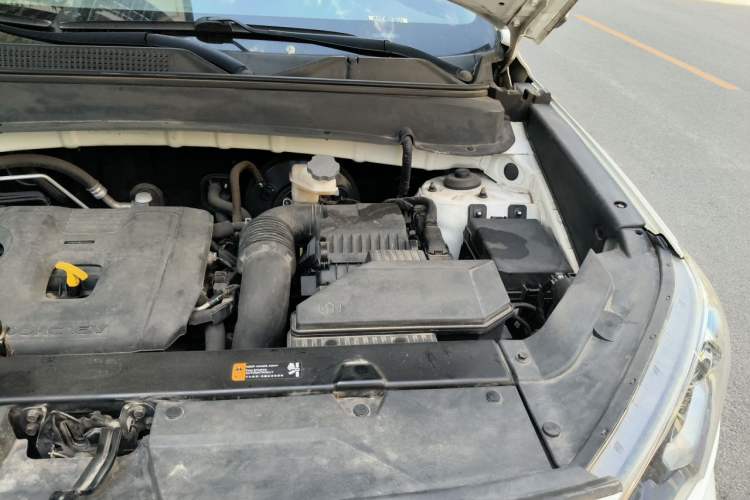 Used Hyundai ix35 2019 2.0L Automatic 2WD Zhiyong·Changxiang Edition China V Standard Engine Bay Left