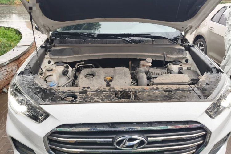Used Hyundai ix35 2019 2.0L Automatic 2WD Zhiyong·Changxiang Edition China V Standard Engine Bay
