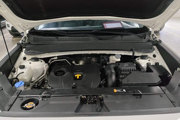 Used Hyundai ix35 2019 2.0L Automatic 2WD Zhiyong·Changxiang Edition China VI Standard Engine Bay
