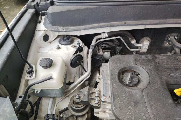 Used Hyundai ix35 2019 2.0L Manual 2WD Zhiyong·Changzhi Edition China VI Standard Engine Bay Right