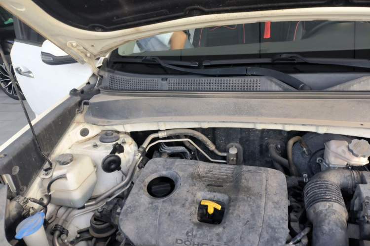 Used Hyundai ix35 2019 2.0L Automatic 2WD Zhiyong·Changxiang Edition China VI Standard Engine Bay Right
