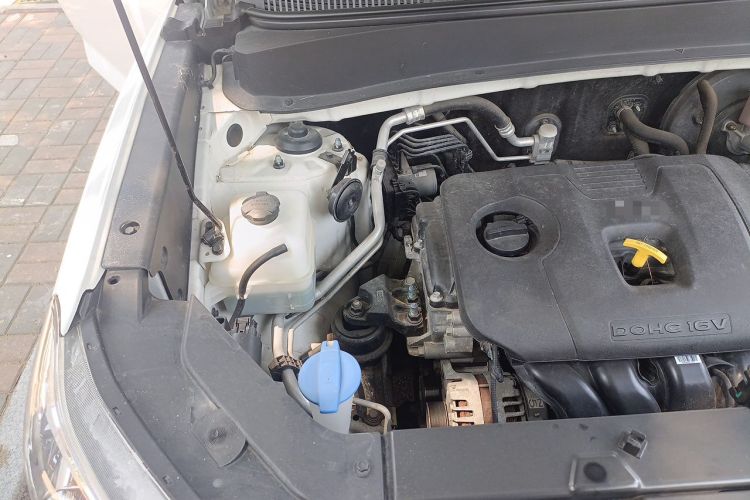 Used Hyundai ix35 2019 2.0L Automatic 2WD Zhiyong·Changxiang Edition China V Standard Engine Bay Right