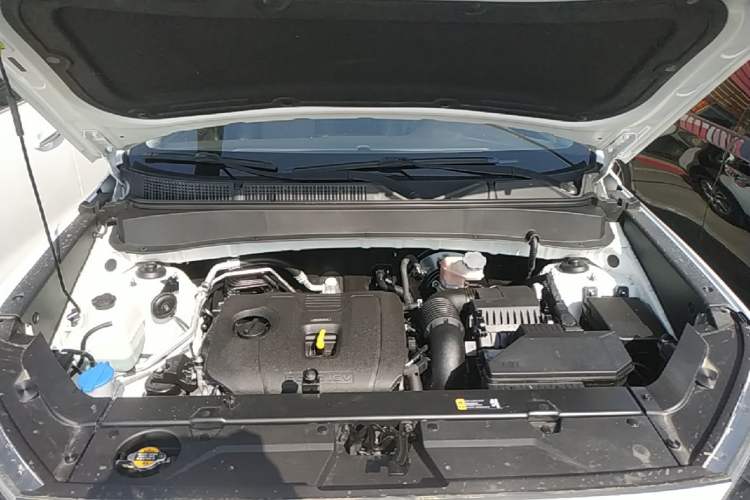 Used Hyundai ix35 2019 2.0L Automatic 2WD Zhiyong·Changxiang Edition China V Standard Engine Bay