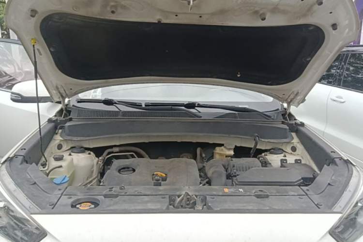 Used Hyundai ix35 2019 2.0L Automatic 2WD Zhiyong·Changxiang Edition China VI Standard Engine Bay