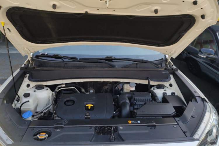 Used Hyundai ix35 2019 2.0L Automatic 2WD Zhiyong·Changxiang Edition China VI Standard Engine Bay