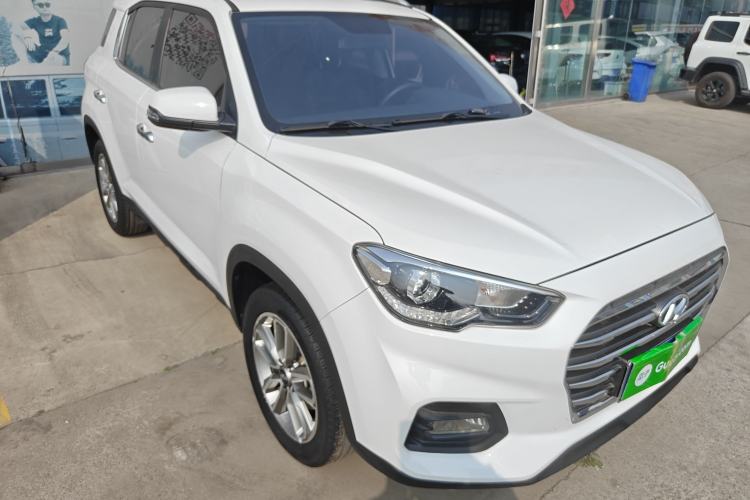 Used Hyundai ix35 2019 2.0L Automatic 2WD Zhiyong·Changxiang Edition China VI Standard Exterior 1