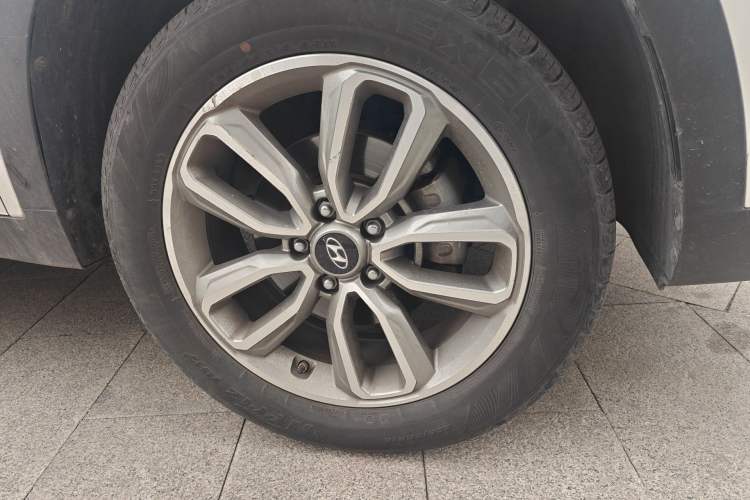 Used Hyundai ix35 2019 2.0L Automatic 2WD Zhiyong·Changxiang Edition China V Standard Exterior 1