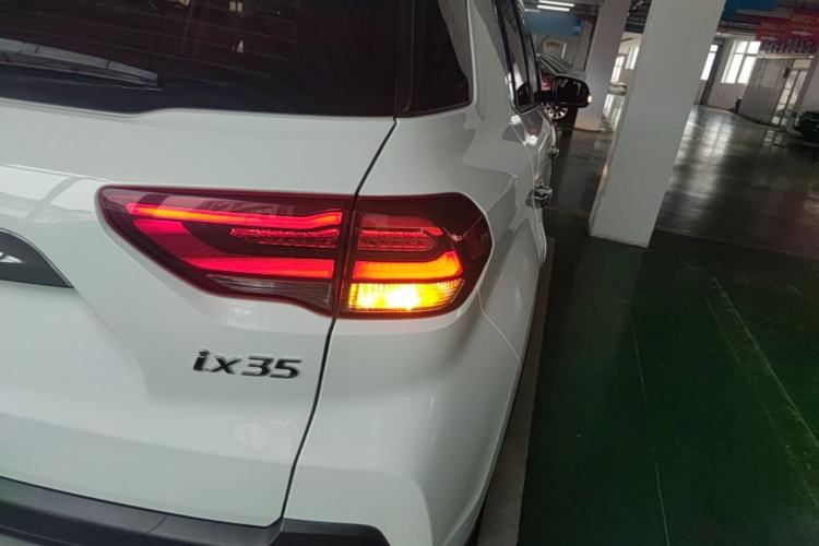 Used Hyundai ix35 2019 2.0L Automatic 2WD Zhiyong·Changxiang Edition China VI Standard Exterior 1