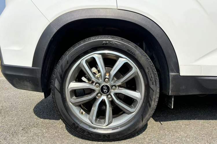 Used Hyundai ix35 2019 1.4T DCT Two-Wheel Drive Smart & Enjoyment Version China V Standard Exterior 10