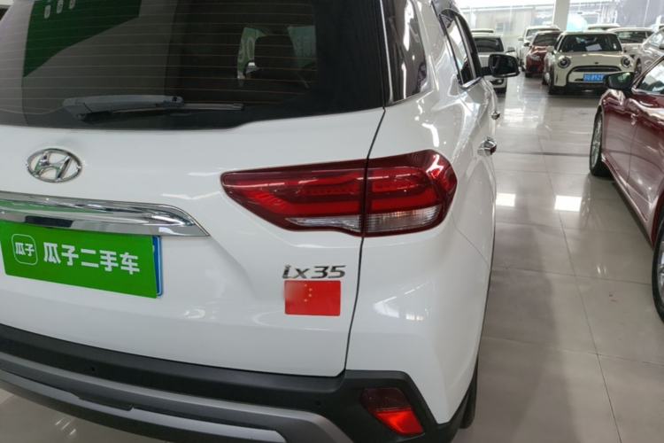 Used Hyundai ix35 2019 2.0L Automatic 2WD Zhiyong·Changxiang Edition China VI Standard Exterior 3