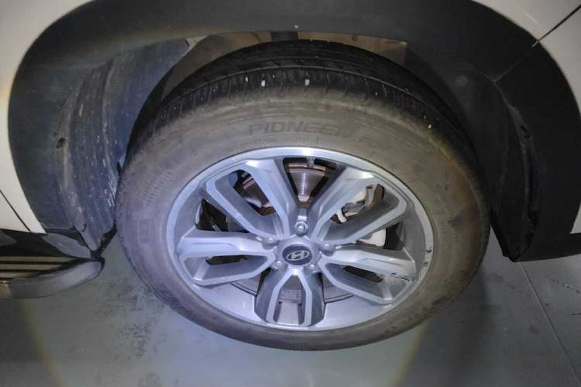 Used Hyundai ix35 2019 2.0L Automatic 2WD Zhiyong·Changxiang Edition China V Standard Exterior 4