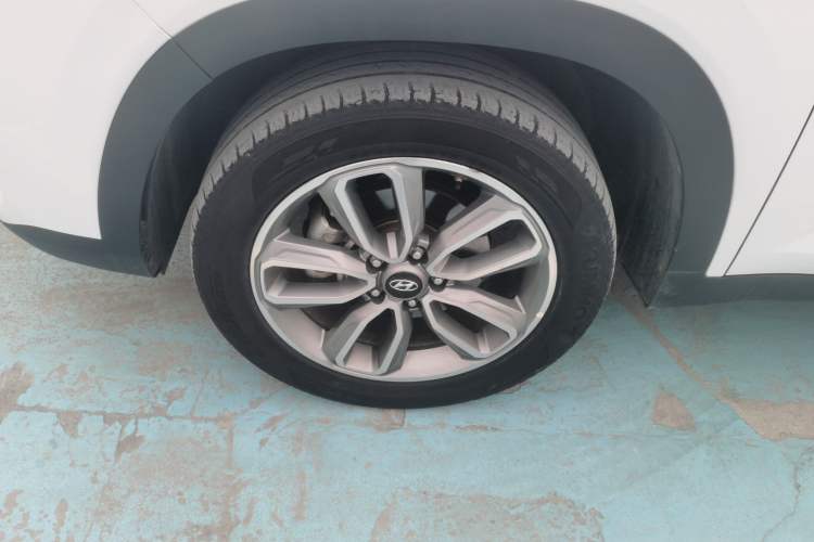 Used Hyundai ix35 2019 2.0L Automatic 2WD Zhiyong·Changxiang Edition China V Standard Exterior 4