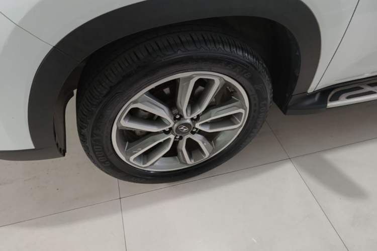Used Hyundai ix35 2019 2.0L Automatic 2WD Zhiyong·Changxiang Edition China VI Standard Exterior 4