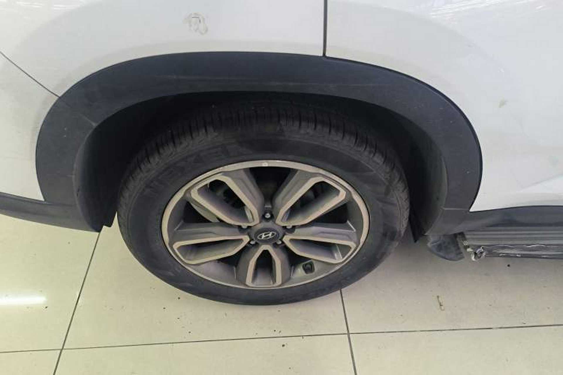 Used Hyundai ix35 2019 2.0L Automatic 2WD Zhiyong·Changxiang Edition China V Standard Exterior 5