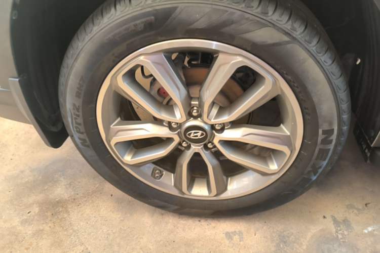Used Hyundai ix35 2019 2.0L Automatic 2WD Zhiyong·Changxiang Edition China V Standard Exterior 5